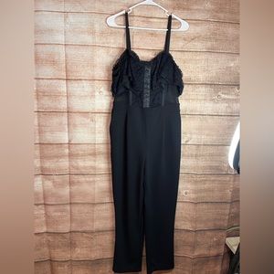 Lace jumpsuit with side pockets